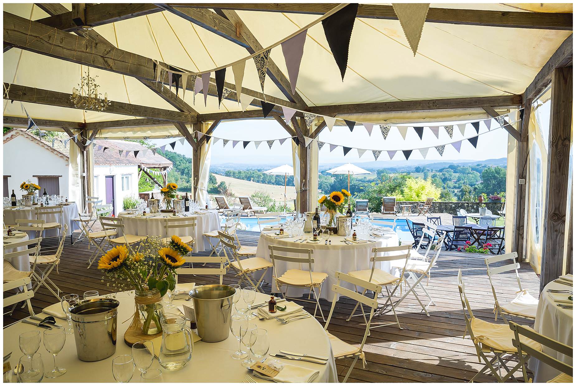 chateau brametourte wedding tables