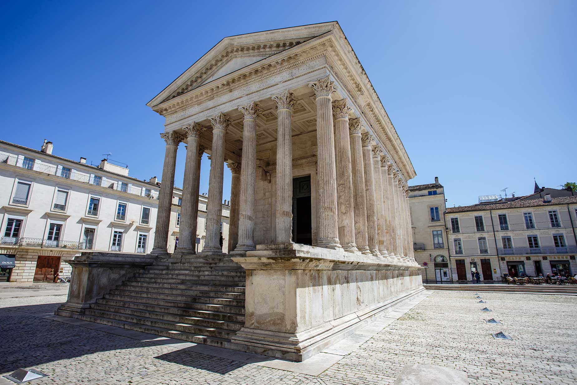 wedding photographer in Nîmes