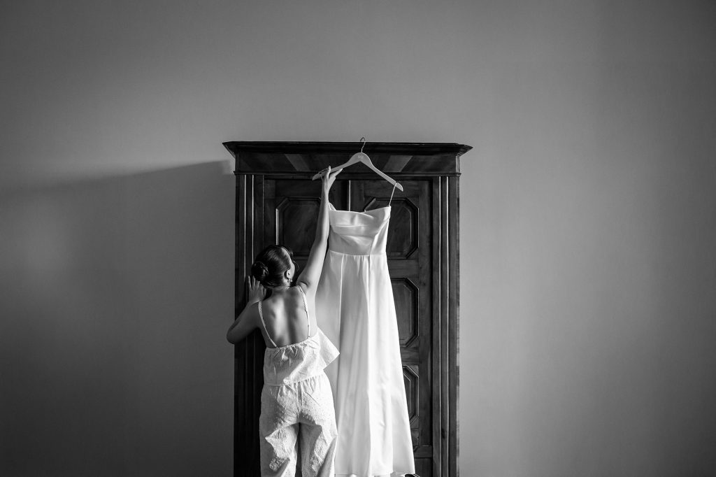  photojournalist wedding photographer