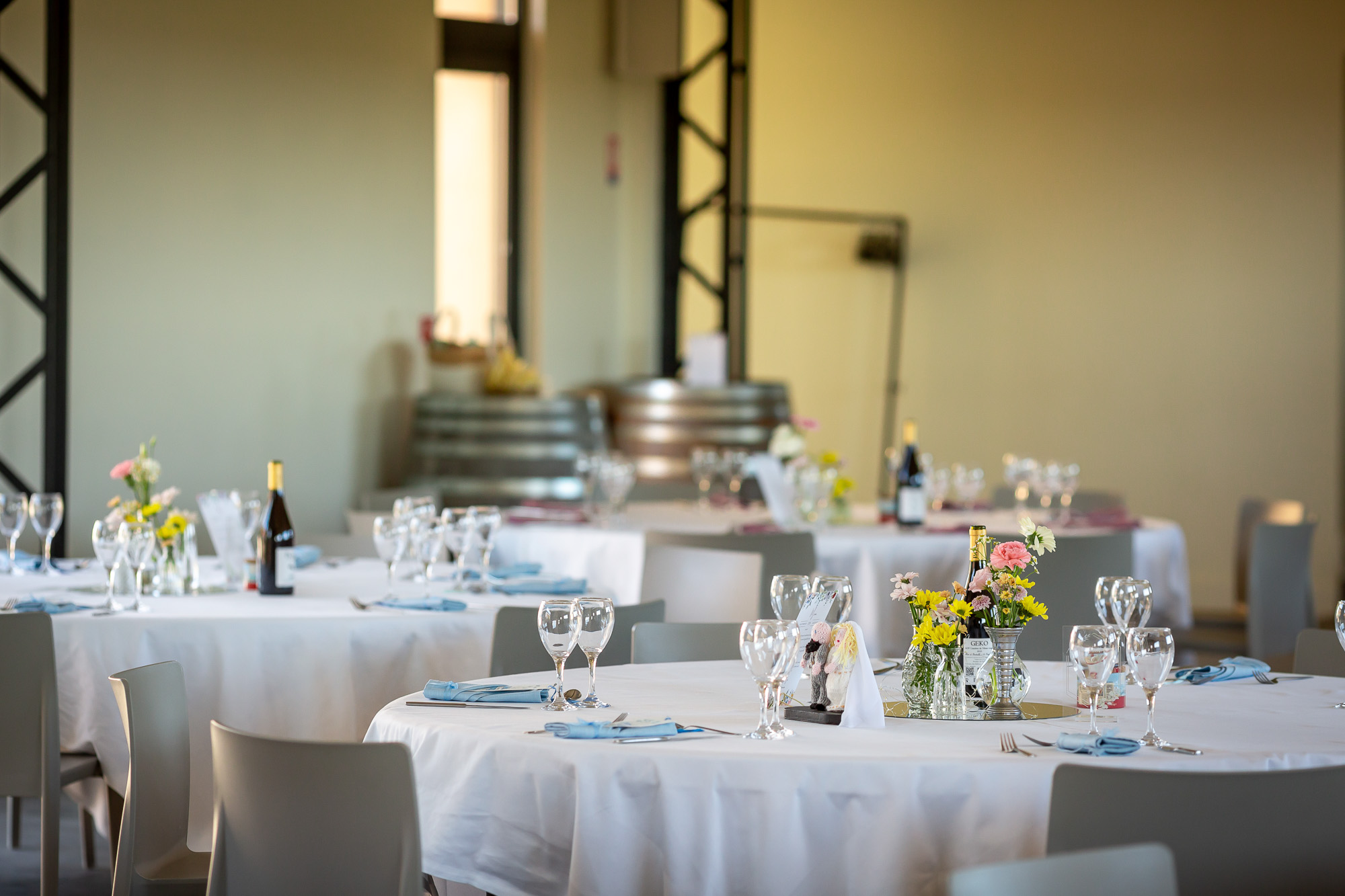 Bright modern wedding reception room at Château Bellefontaine